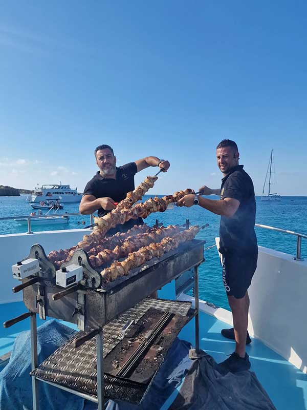 What Happens on a Sunset BBQ Cruise - Stays on a Sunset BBQ